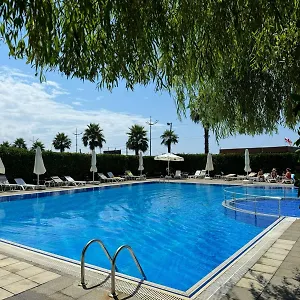 Era Palace Gonio